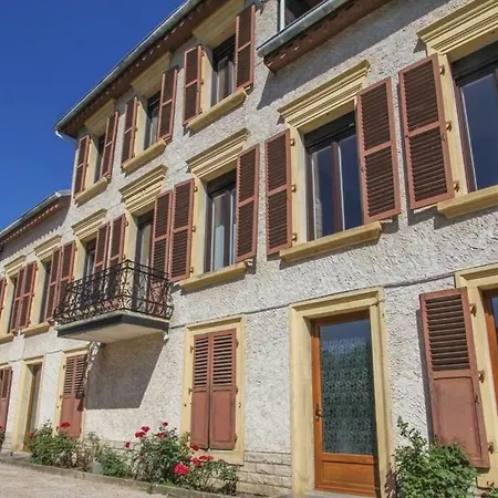 Alba Avec Piscine Et Villa